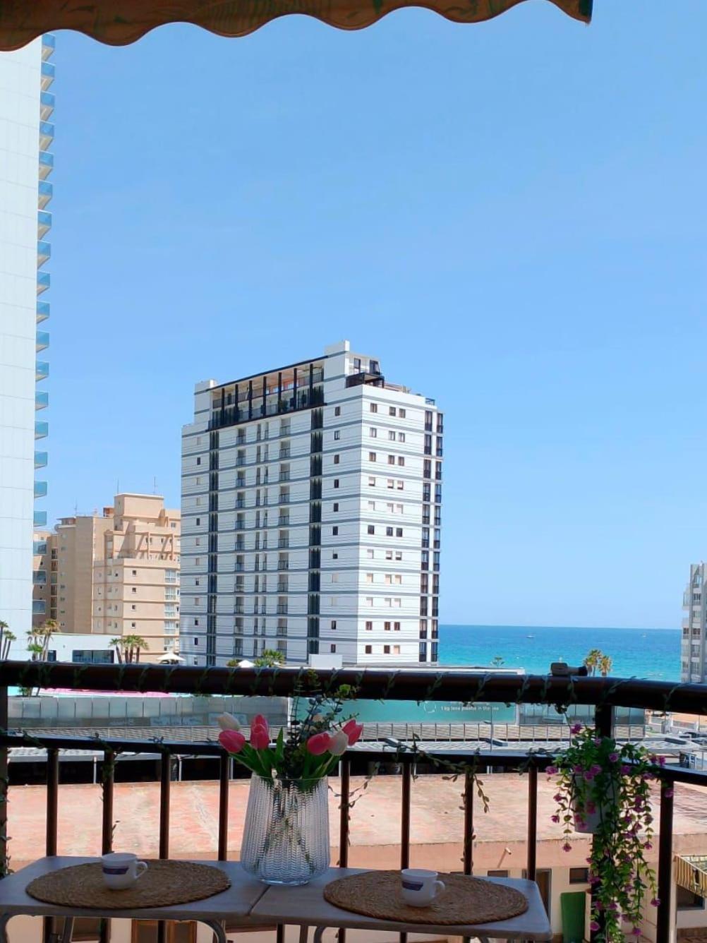 Apartamento Heavenly Nest With Sea View Calpe Exterior foto